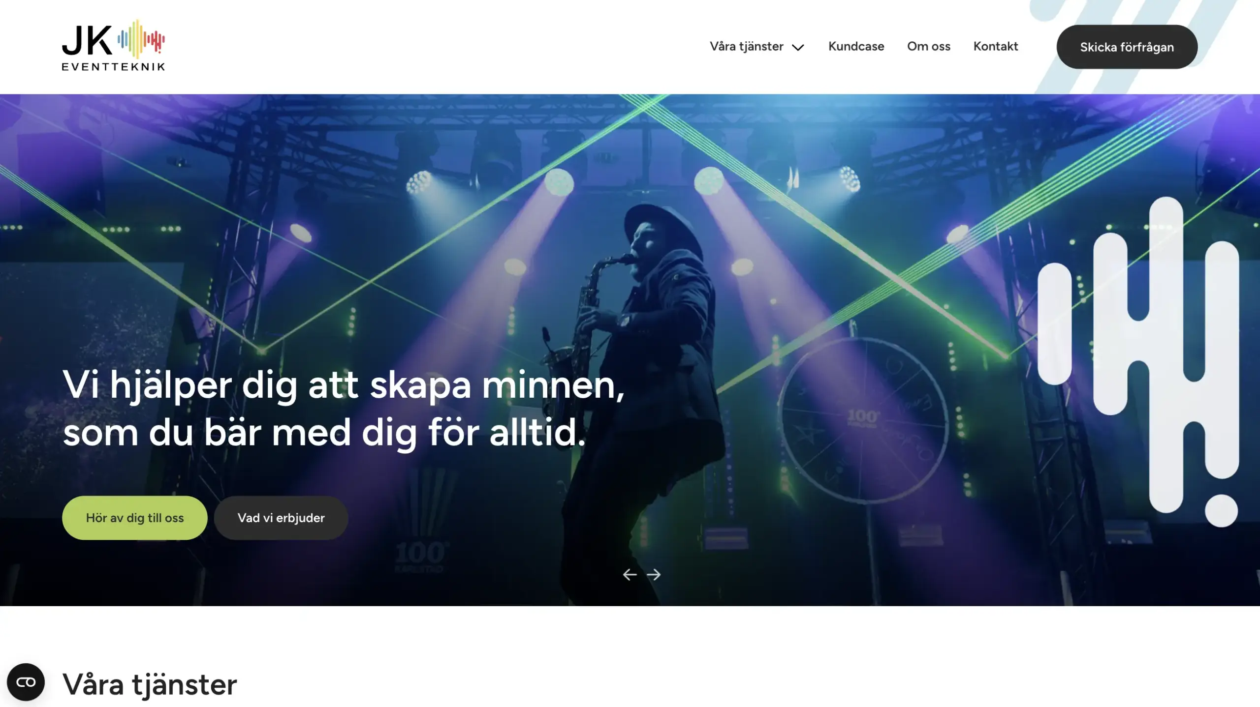 Skärmbild över första sektionen på startsidan på JK Eventteknik. En stämning med show. ljus och grafik som ser ut som ljudvågor.